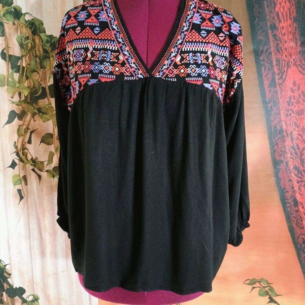 EUC Andrée by Unit 2X Black Embroidered V-Neck Boho Peasant Tunic Boho Blouse